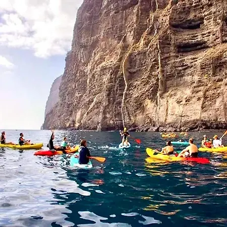 For 4 People In Tenerife Acantilado de los Gigantes