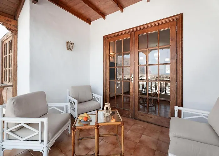 For 4 People In Tenerife Acantilado de los Gigantes