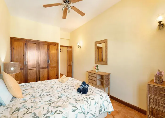 For 4 People In Tenerife Acantilado de los Gigantes