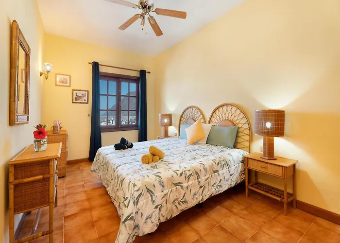 Apartman For 4 People In Tenerife Acantilado de los Gigantes