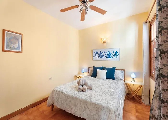 For 4 People In Tenerife Apartman Acantilado de los Gigantes